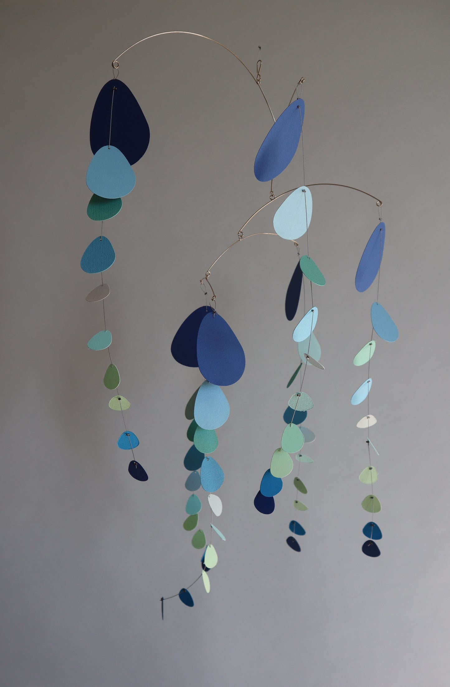N.42 Eucalyptus Mobile Blue Degrade