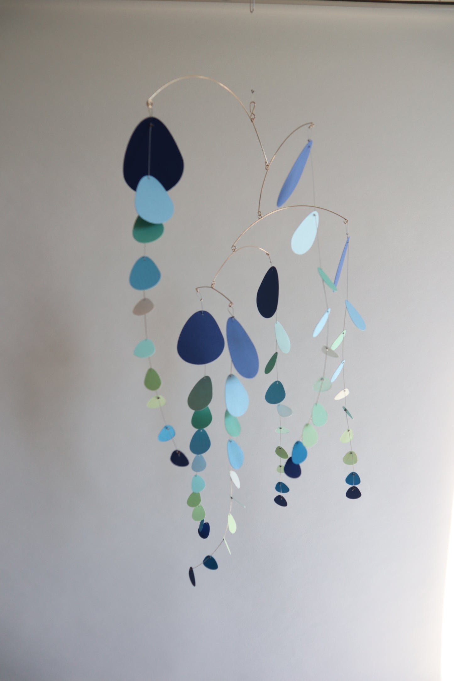 N.42 Eucalyptus Mobile Blue Degrade