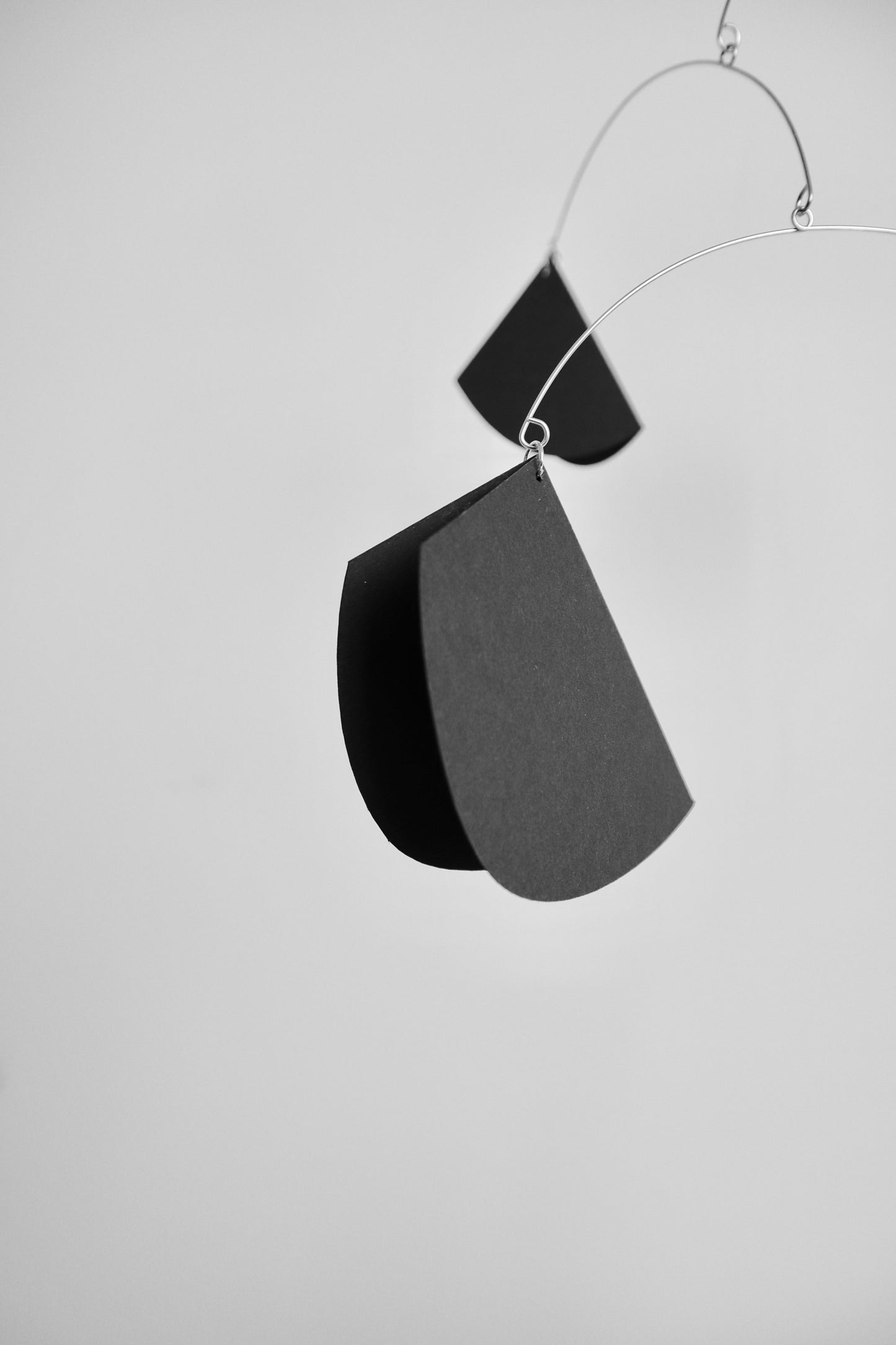Kinetic Mobile - Japandi - Black Geometry
