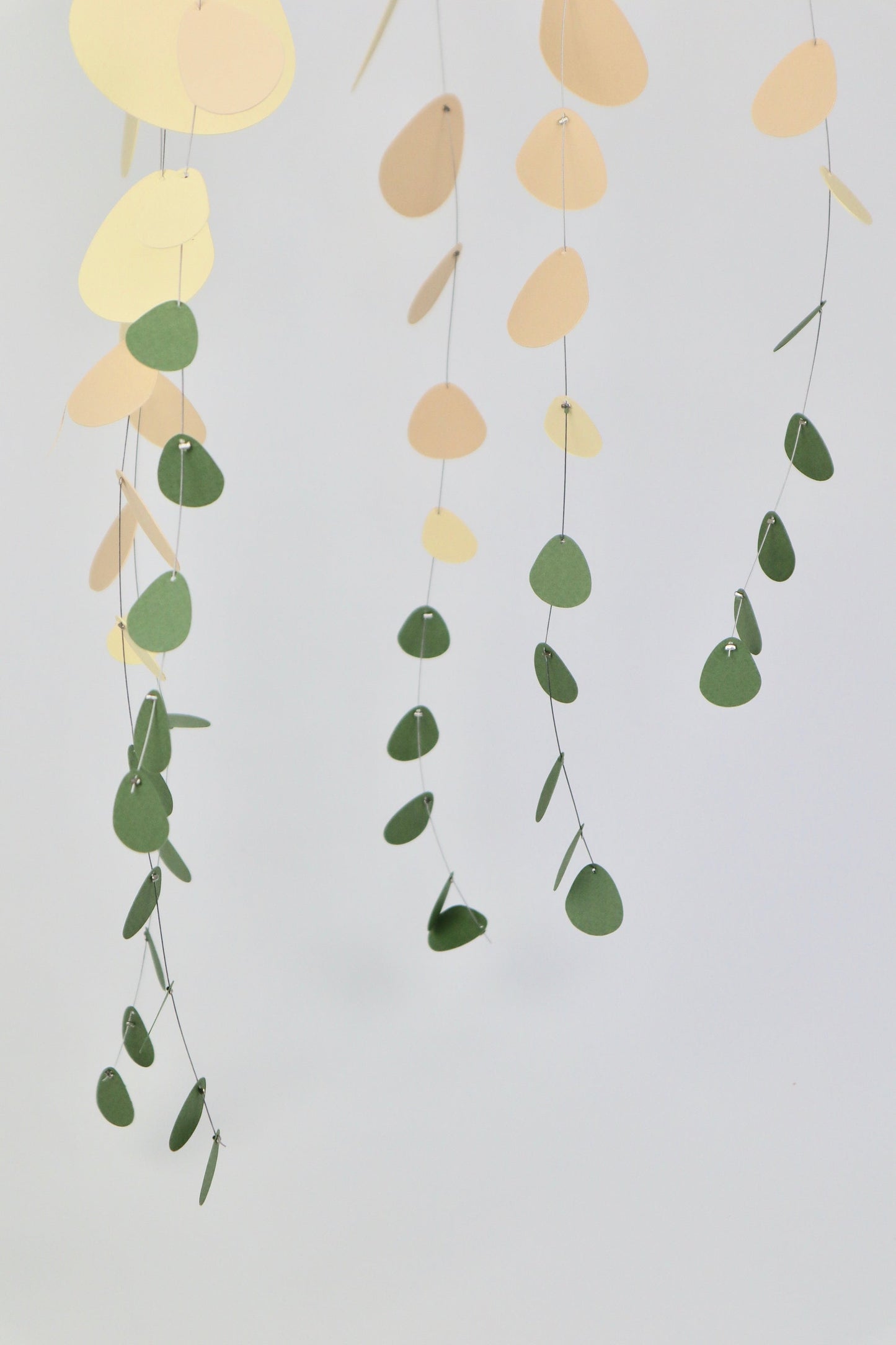 N.28 Kinetic Mobile Eucalyptus Cream & Forest Green