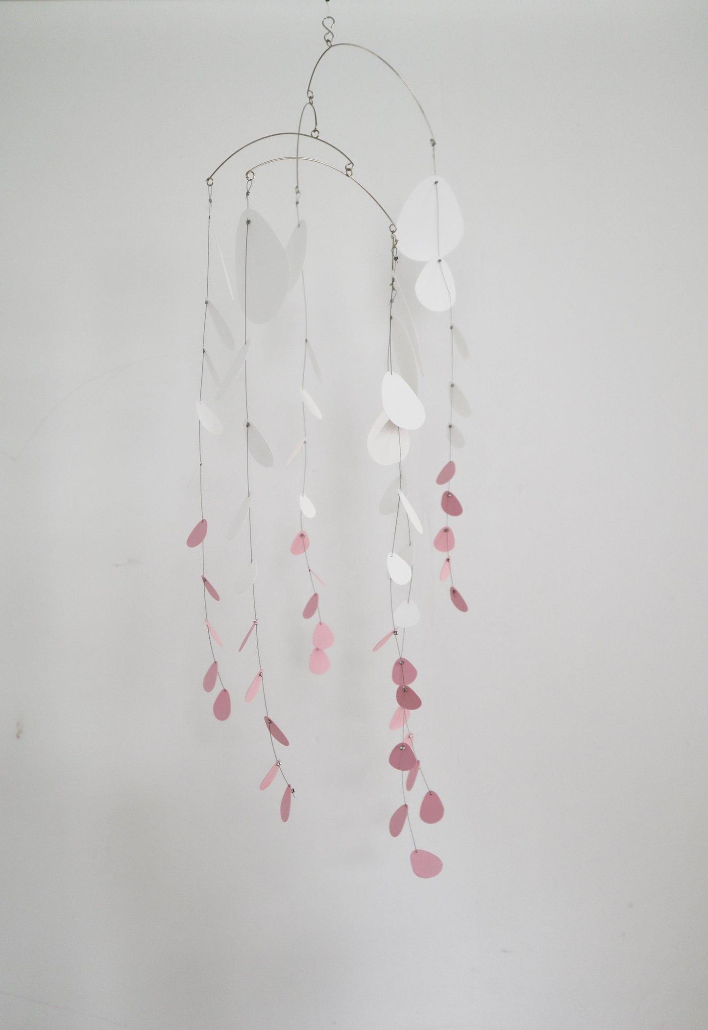 N.32 Kinetic Eucalyptus  White + Rose. Decorative Mobile