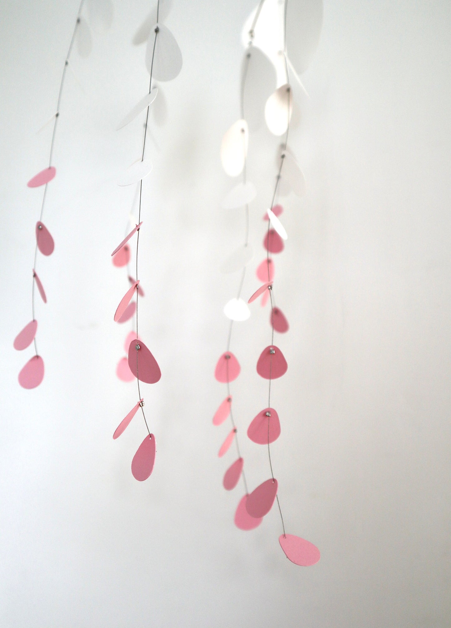 N.32 Kinetic Eucalyptus  White + Rose. Decorative Mobile